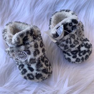 UGG ‼️ 💲OLD ‼️ on Ⓜ️ERCARI  ‼️